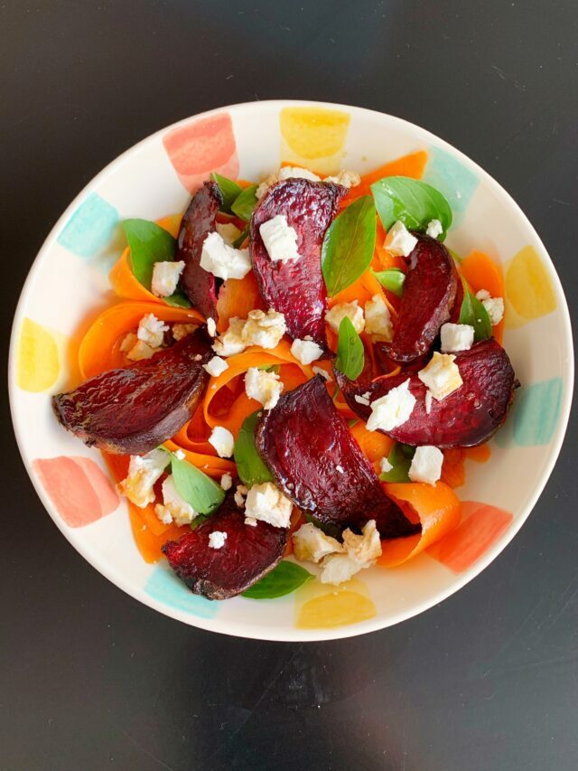 Salada de beterraba assada